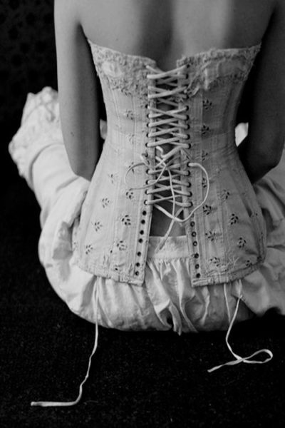 corset vu de dos